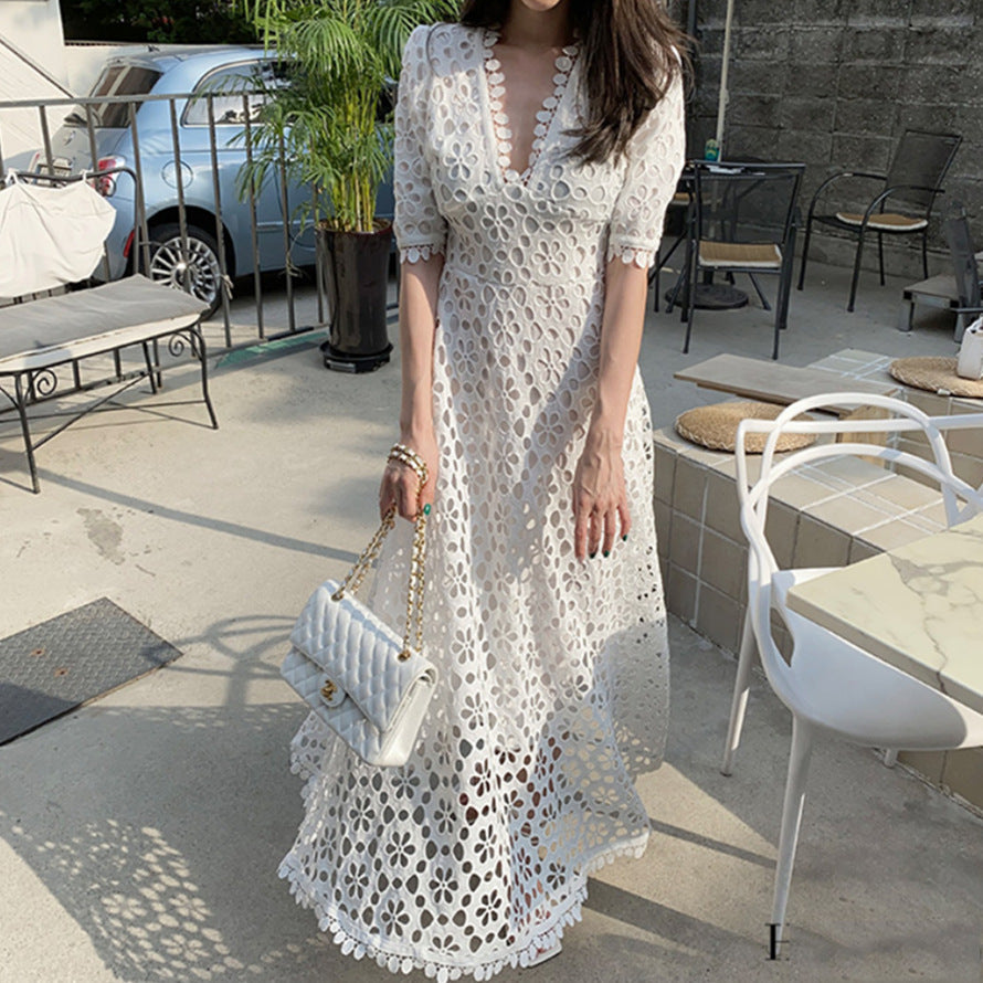 Maxi Dress – Lace A-Line Fit – V-Neck – Mid Sleeve – Scalloped Detail